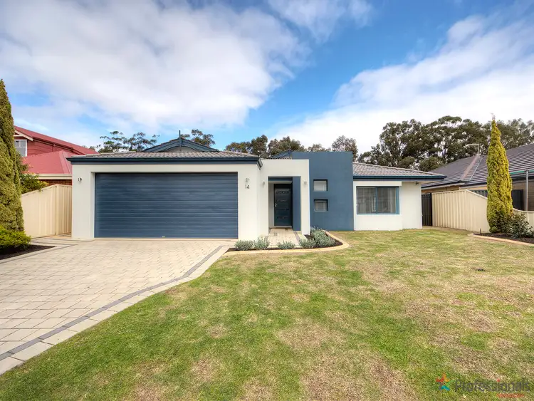 14 Limerick Loop, Wattle Grove WA 6107