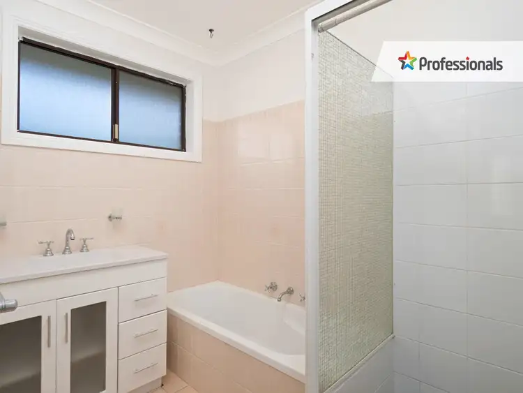 Fifth view of Homely house listing, 58 Jasmin Crescent, Lake Albert NSW 2650