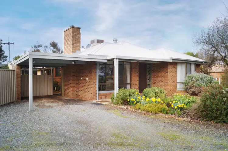 Second view of Homely house listing, 2 Murat Nook, Kialla VIC 3631