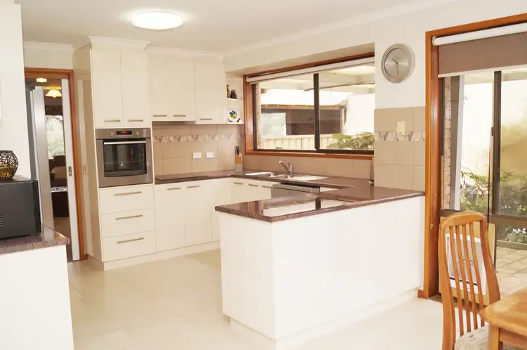 Fifth view of Homely house listing, 2 Murat Nook, Kialla VIC 3631