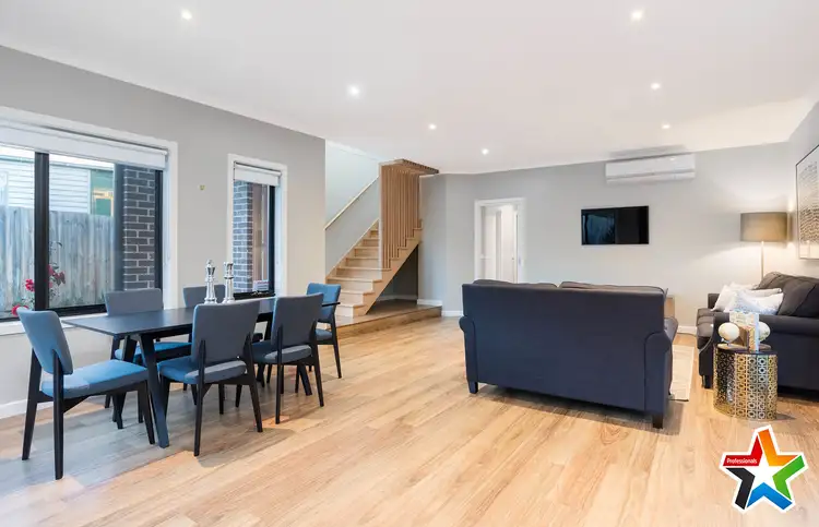 Fifth view of Homely house listing, 2/71 Hull Road, Croydon VIC 3136