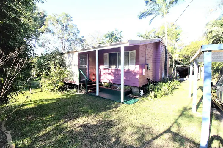 40 ashton Street, Macleay Island QLD 4184