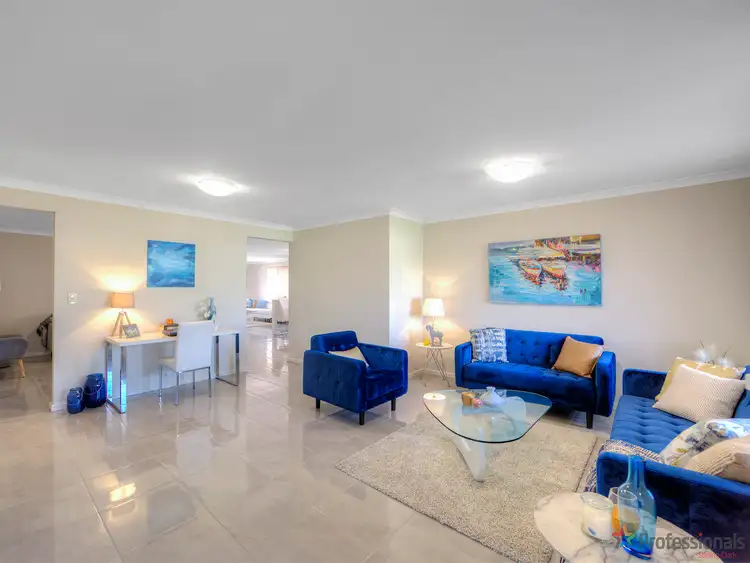 11 Quokka Street, Wattle Grove WA 6107