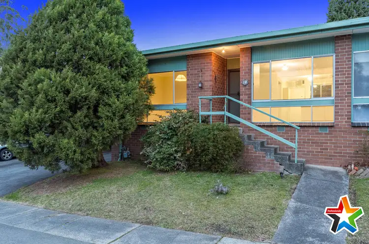 Main view of Homely unit listing, 11/10-12 Ray Street, Croydon VIC 3136