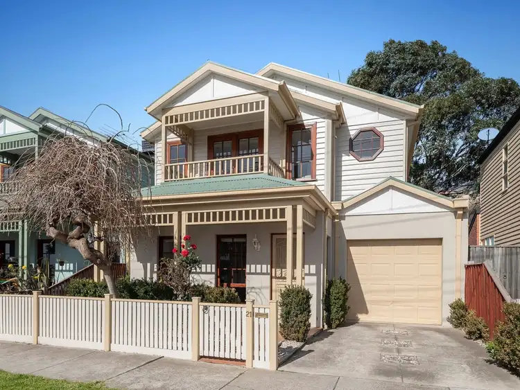 21 Brunel Street, South Kingsville VIC 3015
