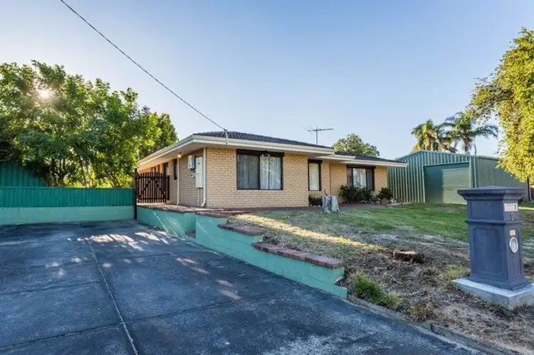 2 Bristol Way, Forrestfield WA 6058