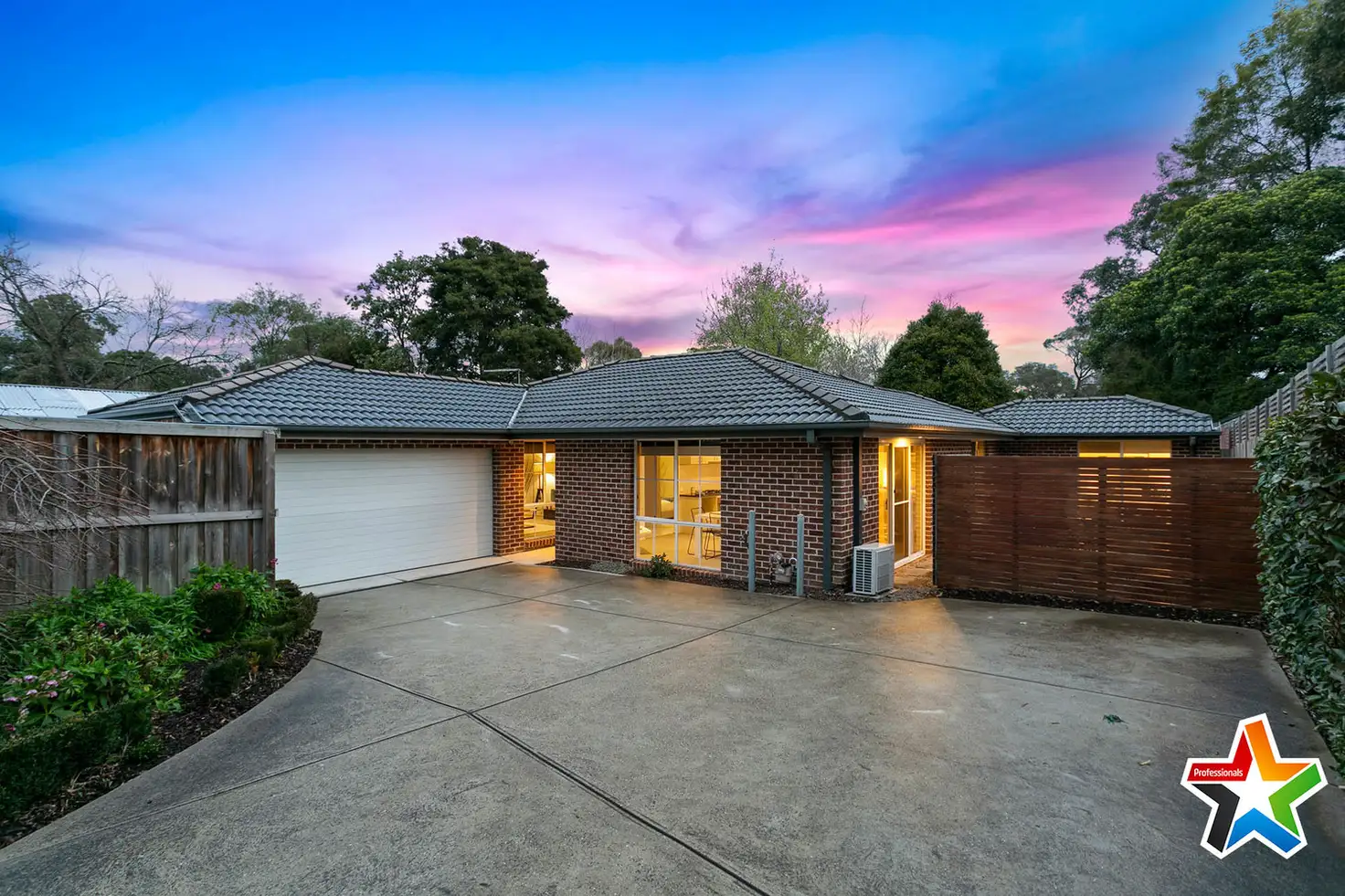 Main view of Homely townhouse listing, 52a Lincoln Road, Croydon VIC 3136