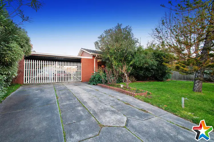 72 Hawthory Road, Kilsyth VIC 3137
