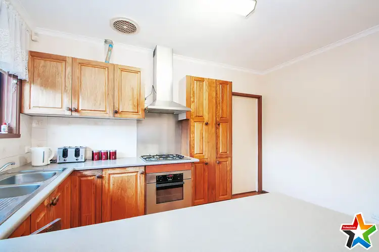 Fifth view of Homely house listing, 72 Hawthory Road, Kilsyth VIC 3137