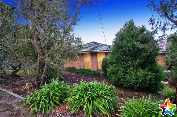 Second view of Homely house listing, 26 Erskine Ridge, Mooroolbark VIC 3138