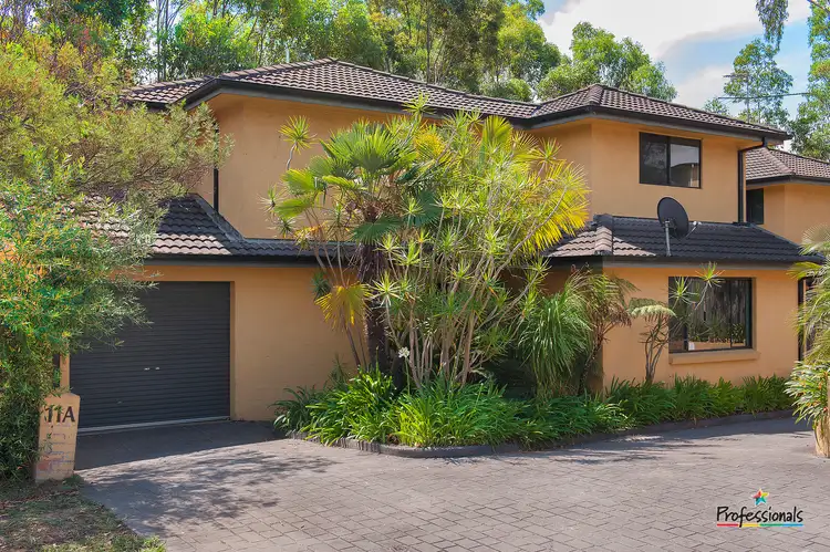 11A Hans Place, Casula NSW 2170