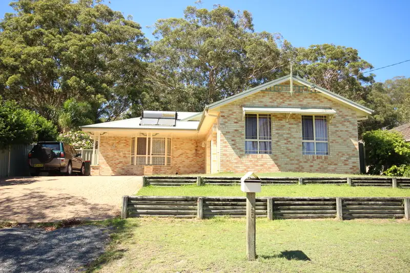 Main view of Homely house listing, 125 Green Point Drive, Green Point NSW 2428