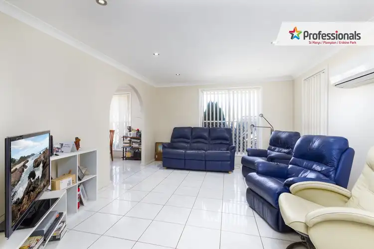 Second view of Homely house listing, 11 Alpine Circuit, St Clair NSW 2759