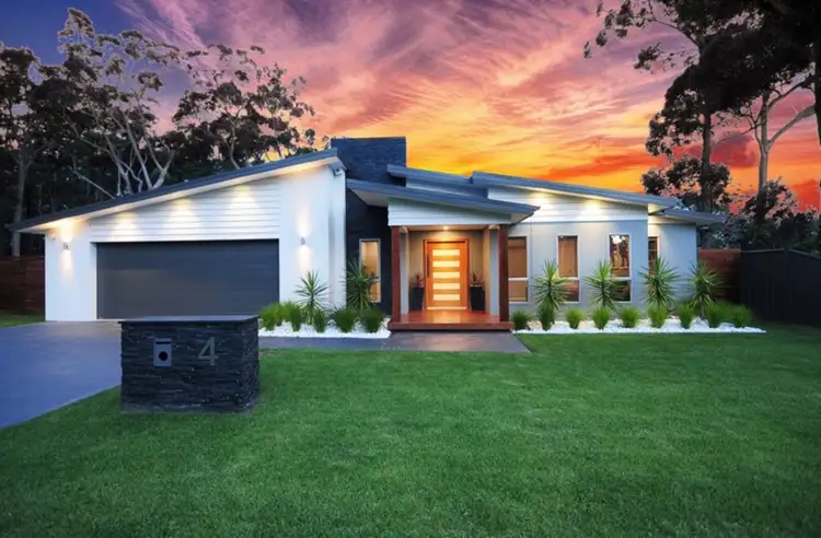 4 Frances Crescent
