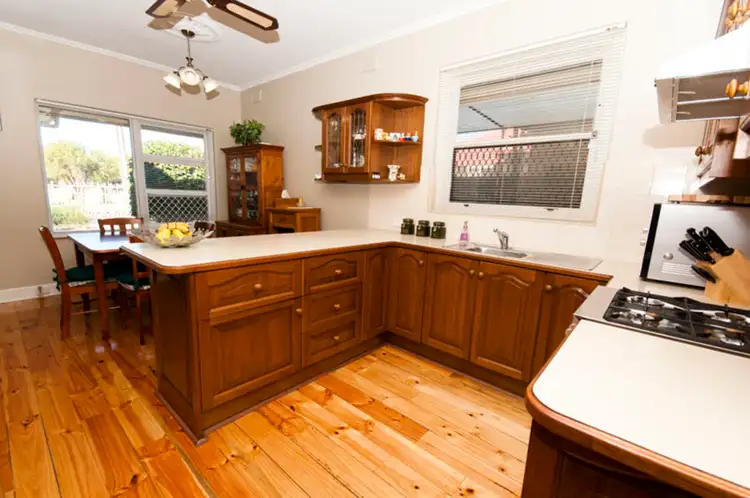 Fourth view of Homely house listing, 18 Windsor Avenue, Clearview SA 5085