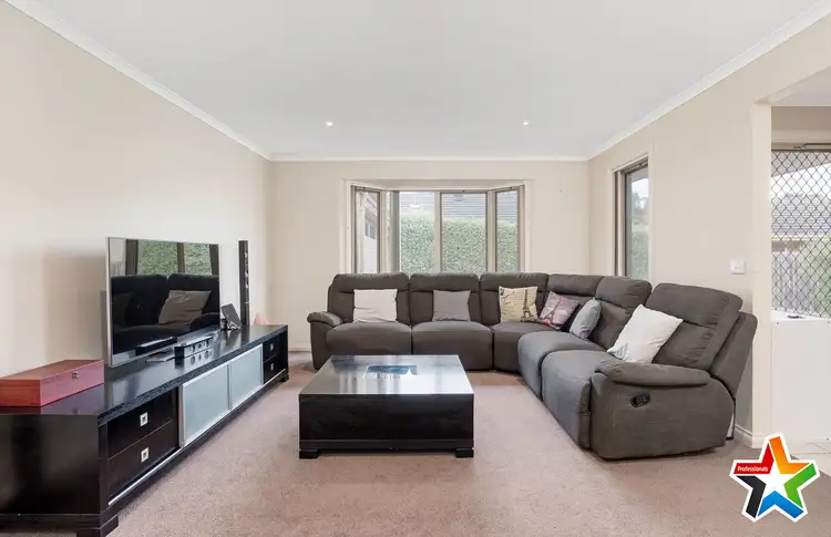 Second view of Homely unit listing, 2/73 Cardigan Road, Mooroolbark VIC 3138