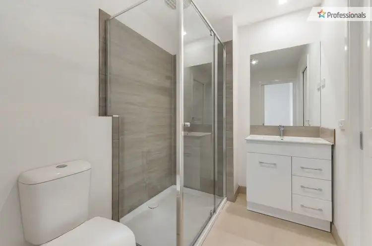 Fifth view of Homely townhouse listing, 2/76 Clarke Street, Lilydale VIC 3140