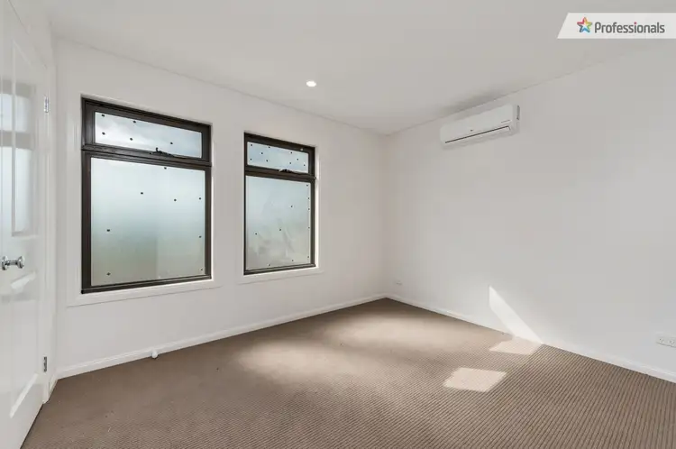 Sixth view of Homely townhouse listing, 2/76 Clarke Street, Lilydale VIC 3140