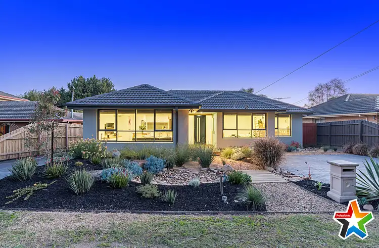 100 Cambridge Road, Kilsyth VIC 3137