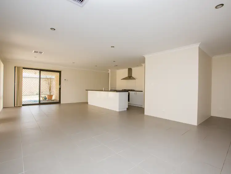 Fifth view of Homely house listing, 10 Broomhurst Street, Baldivis WA 6171