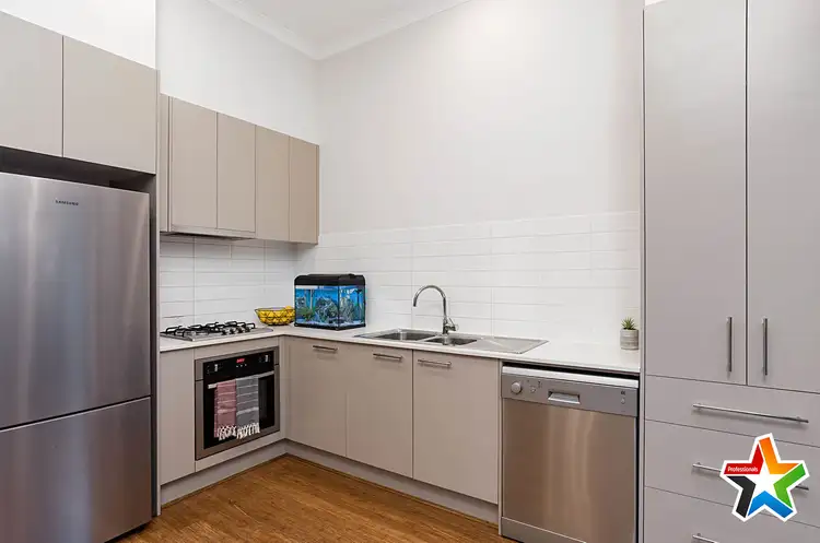 Sixth view of Homely house listing, 2 Cedar Close, Mooroolbark VIC 3138