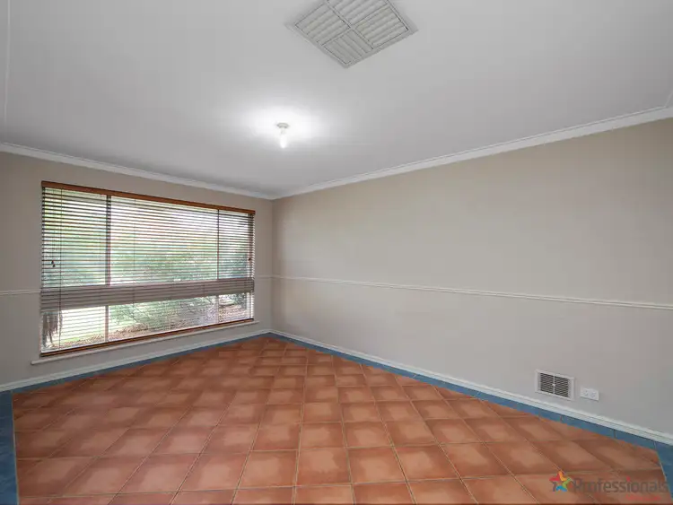 Seventh view of Homely house listing, 8 Dunholme Place, Huntingdale WA 6110