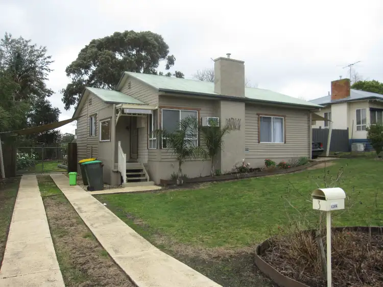 3 Scott Avenue, Moe VIC 3825