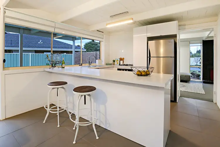 Sixth view of Homely house listing, 8 Santos Court, Keilor Downs VIC 3038