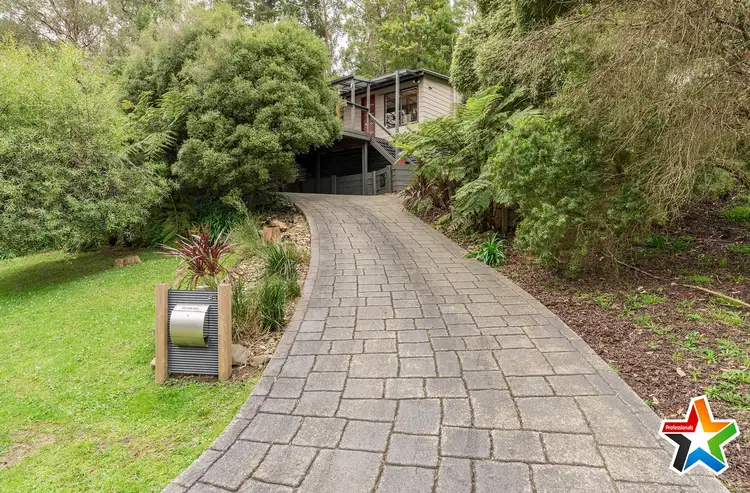 61 Forge Road, Mount Evelyn VIC 3796