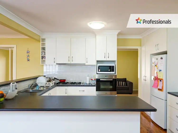 Third view of Homely house listing, 9 Banks Avenue, Kooringal NSW 2650