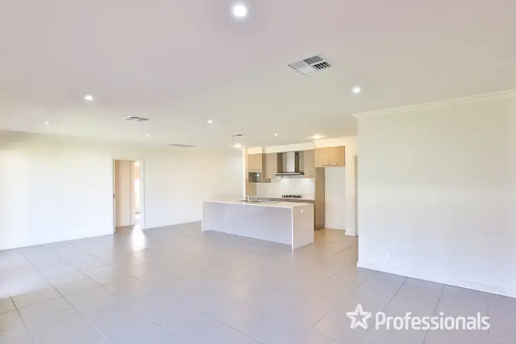 Fifth view of Homely house listing, 29 Condor Drive, Mildura VIC 3500