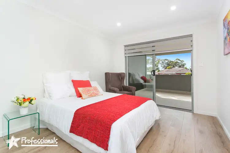 Seventh view of Homely semi-detached listing, 686A Henry Lawson Drive, East Hills NSW 2213