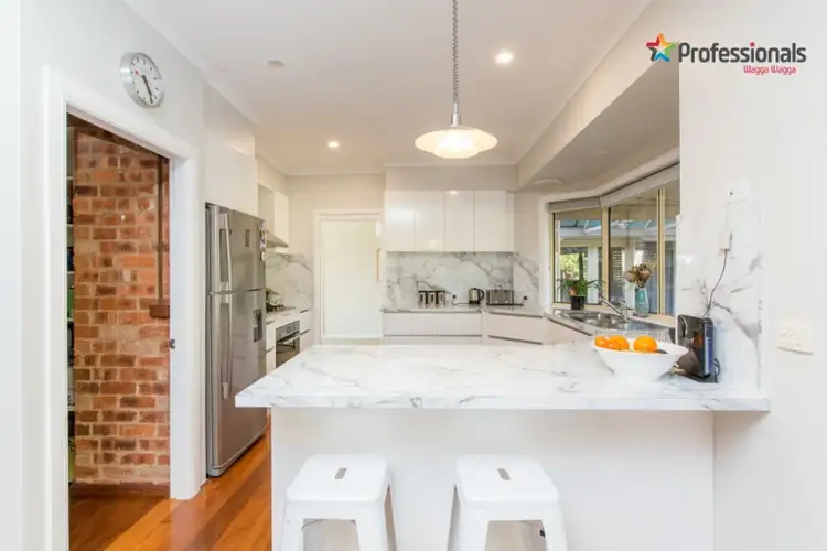 Sixth view of Homely house listing, 4 Lakehaven Drive, Lake Albert NSW 2650