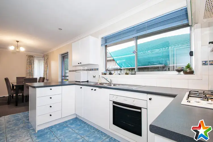 Fifth view of Homely house listing, 1 Shield Court, Kilsyth VIC 3137