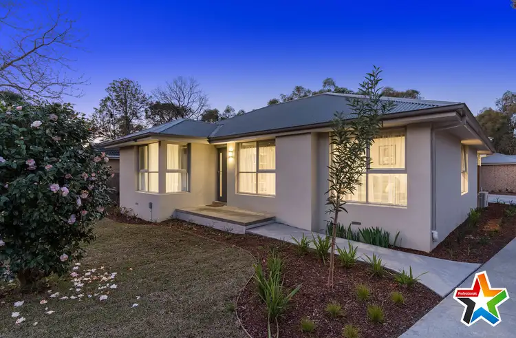 71 Dryden Concourse, Mooroolbark VIC 3138