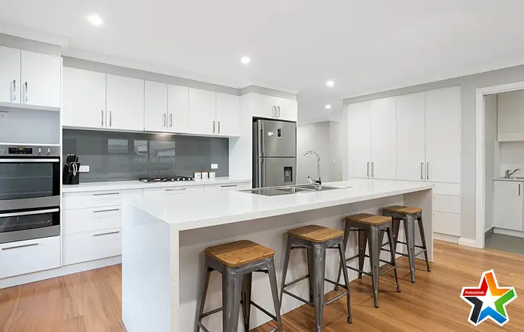 Fifth view of Homely house listing, 71 Dryden Concourse, Mooroolbark VIC 3138