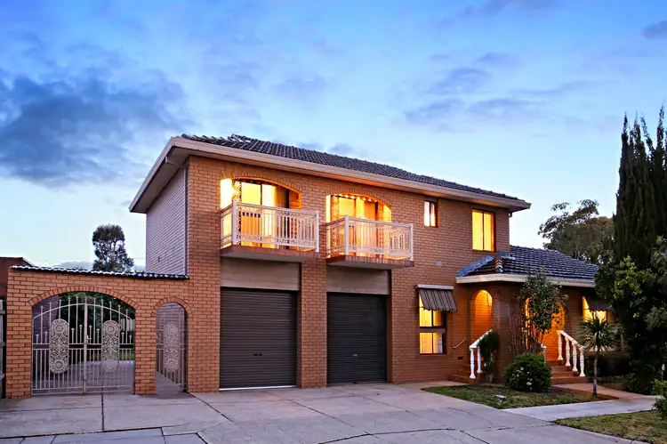 1 Talbot Close, Keilor Downs VIC 3038