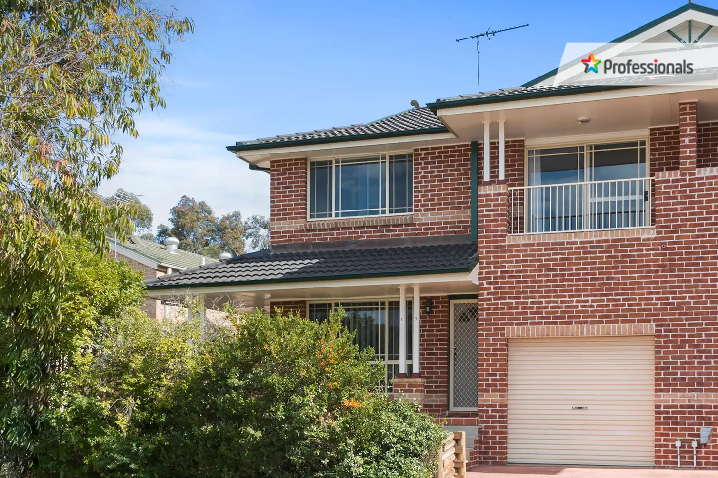 Main view of Homely townhouse listing, 17/182-184 Leacocks Lane, Casula NSW 2170