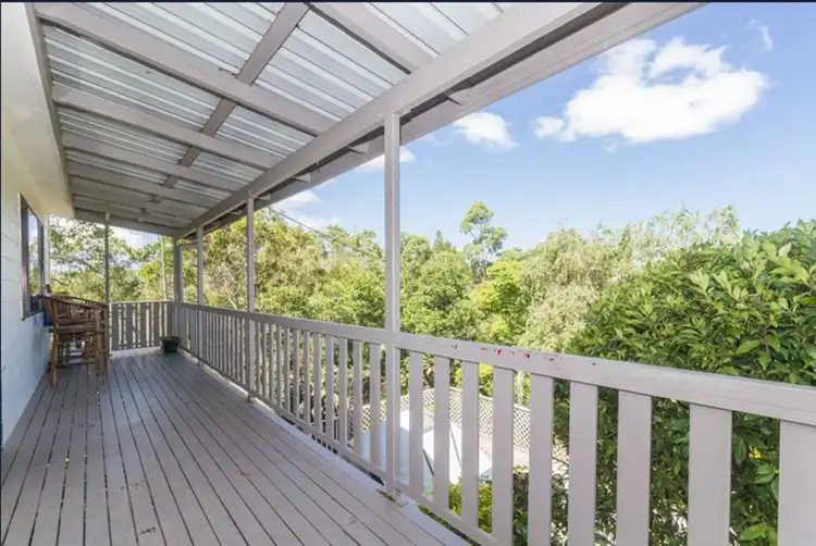15 ashton Street, Macleay Island QLD 4184