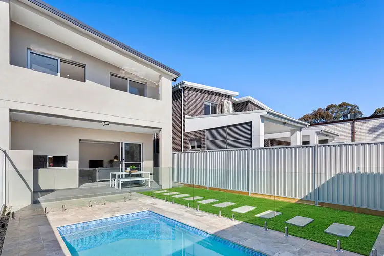 44 Amiens Avenue, Milperra NSW 2214