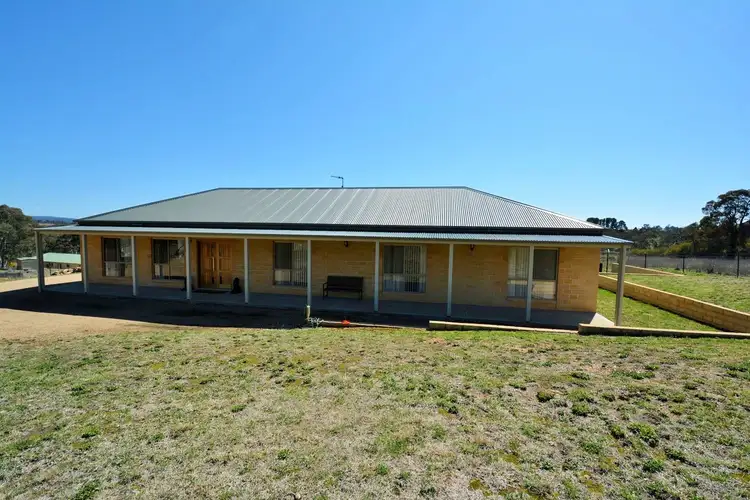 16 Union Street, Portland NSW 2847
