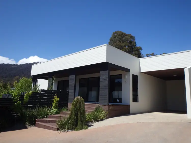 2/38 Falls Road, Marysville VIC 3779