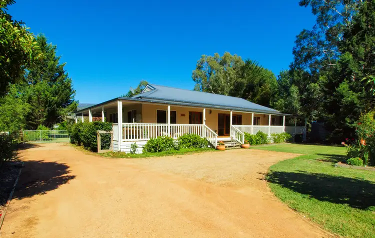 27 Mareeba Avenue, Buxton VIC 3711