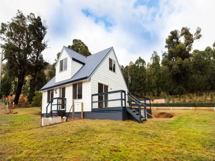 16 Hill Avenue, Marysville VIC 3779