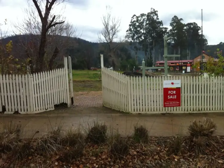 16 Murchison Street, Marysville VIC 3779