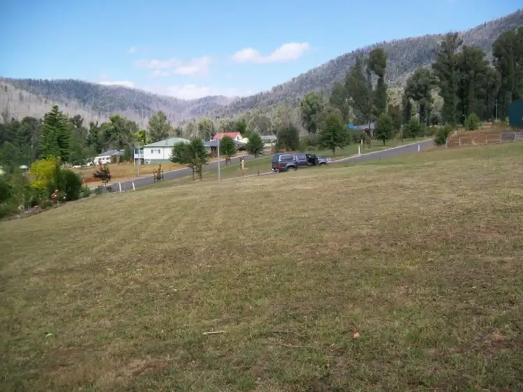 6 Gould Terrace, Marysville VIC 3779