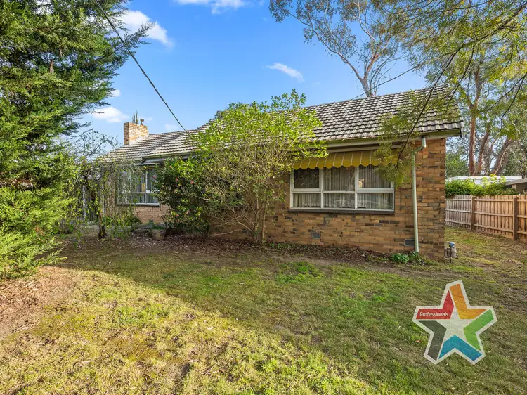 Main view of Homely house listing, 15 Byron Road, Kilsyth VIC 3137