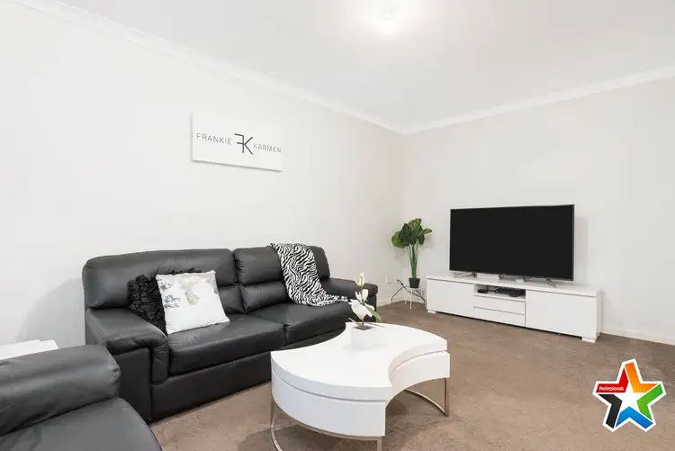 Fourth view of Homely townhouse listing, 3 Campbell Street, Mooroolbark VIC 3138