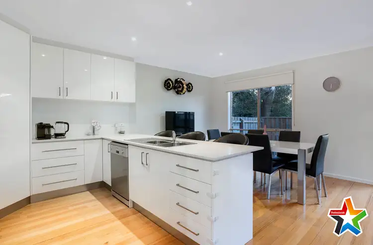Sixth view of Homely townhouse listing, 3 Campbell Street, Mooroolbark VIC 3138
