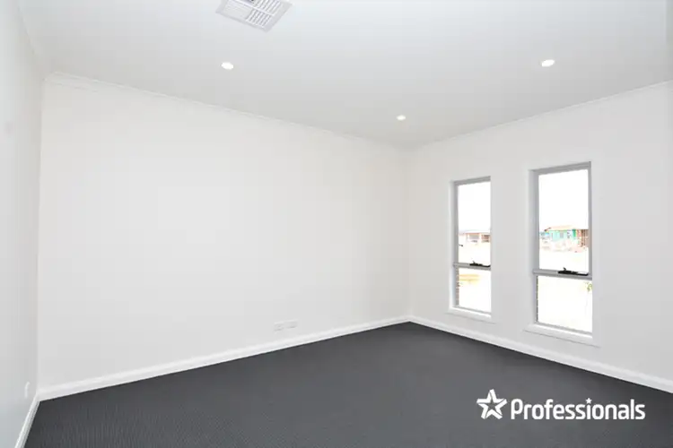 Third view of Homely house listing, 3 Midtown Drive, Mildura VIC 3500